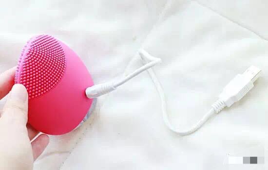 Luna潔面儀 科技護(hù)膚新寵，但“乙酸乙酯”成分引關(guān)注